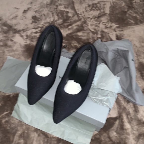 Balenciaga Women’s XL Pump - Picture 8 of 10